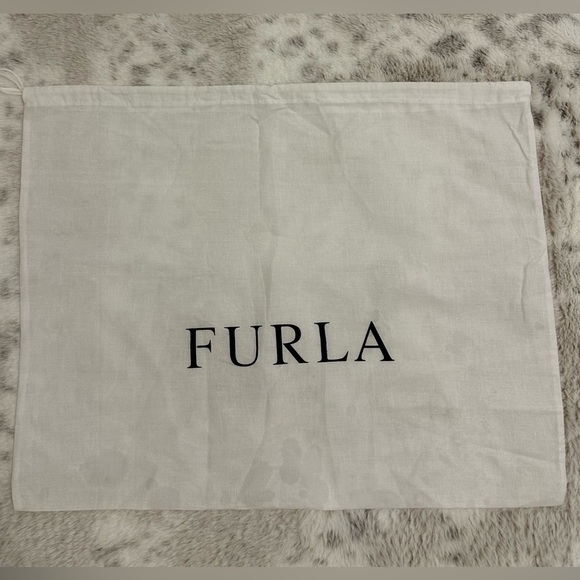 Furla made in Italy, Leather Cheetah Print Crossbody/ Shoulder Bag, Adj straps - Picture 15 of 15